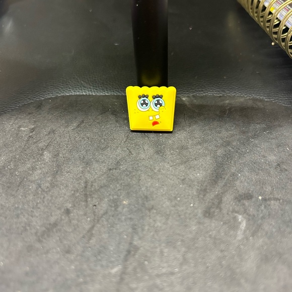 3/$8 SpongeBob Face Croc Charm - Picture 1 of 1